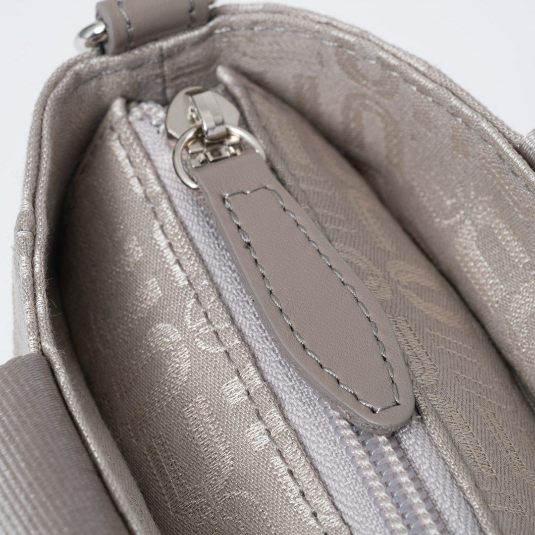 U by ungaroルイ 2WAYトート ベージュ