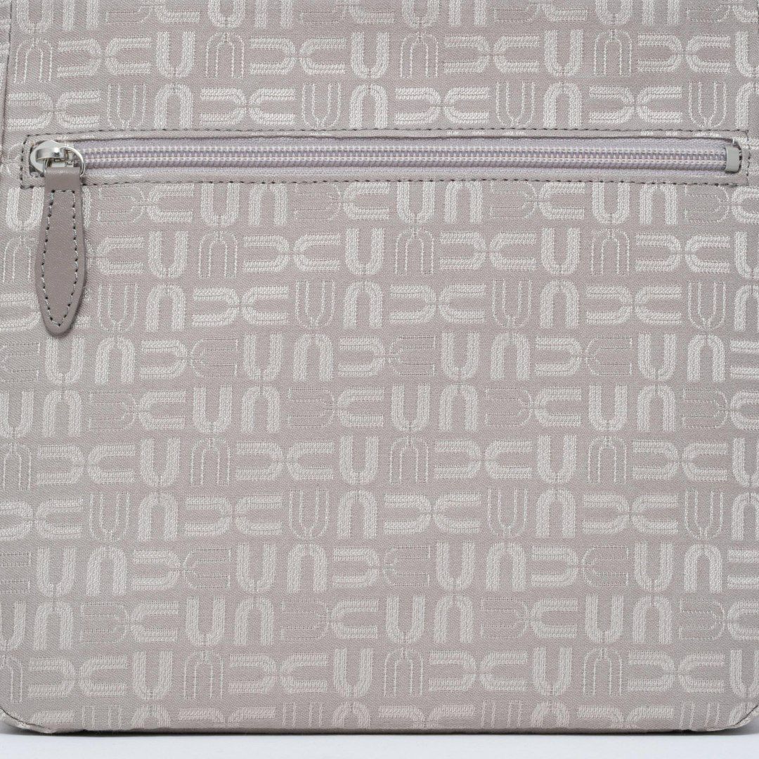 U by ungaroルイ 2WAYトート ベージュ