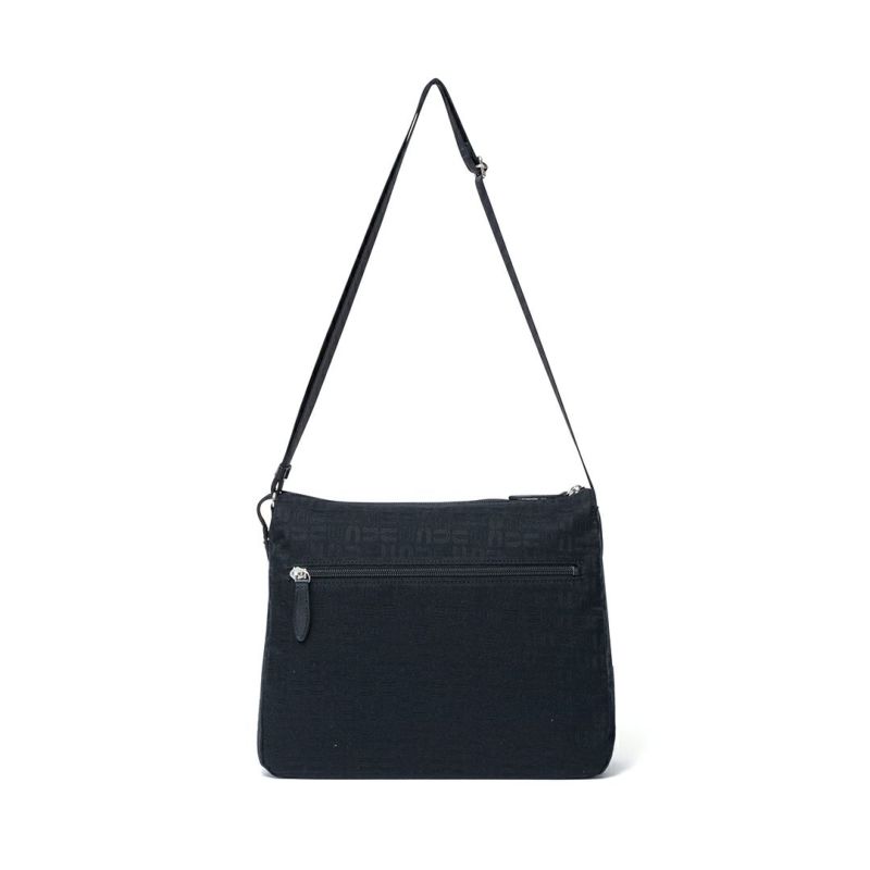 U by ungaroルイ ショルダー(L) ブラック