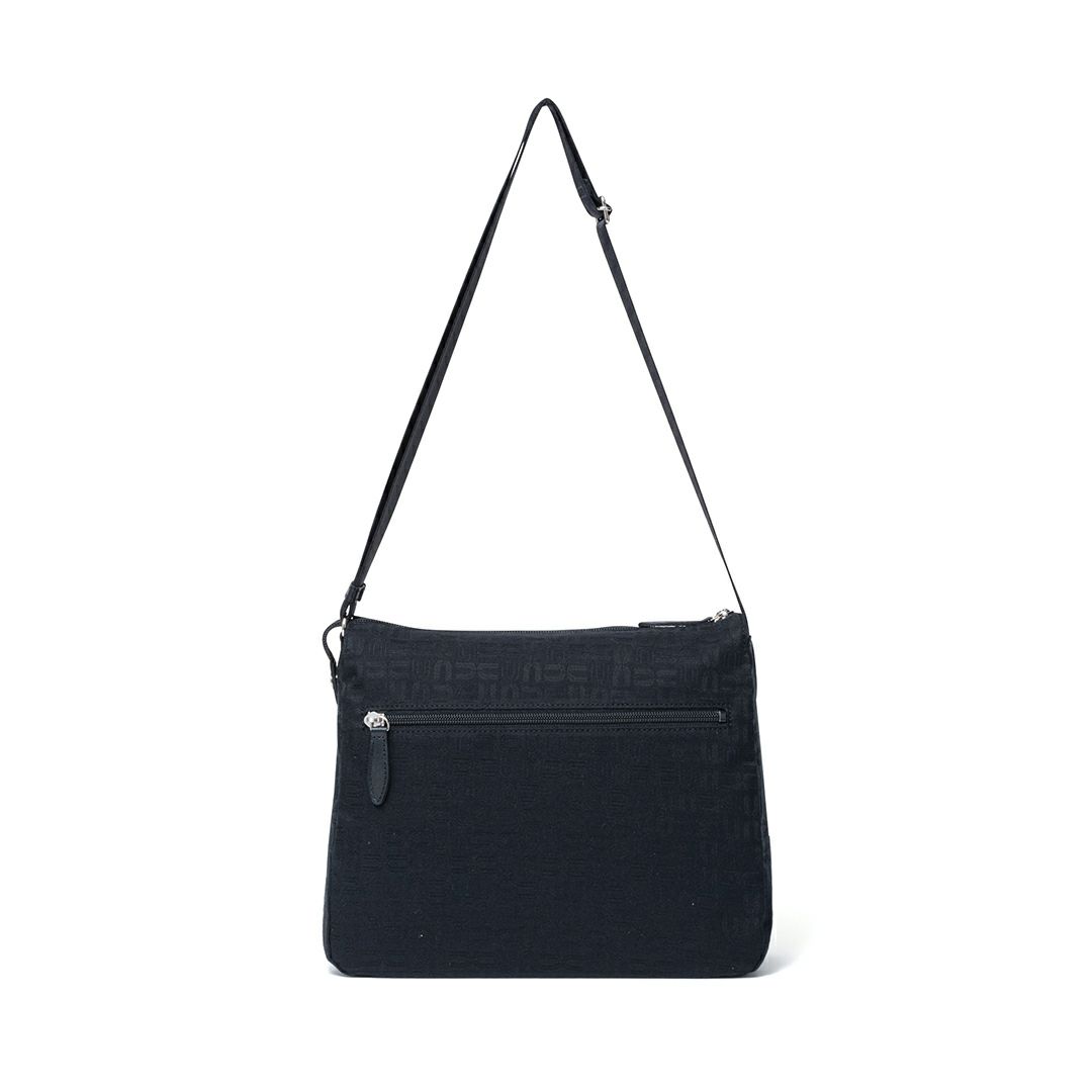 U by ungaroルイ ショルダー(L) ブラック