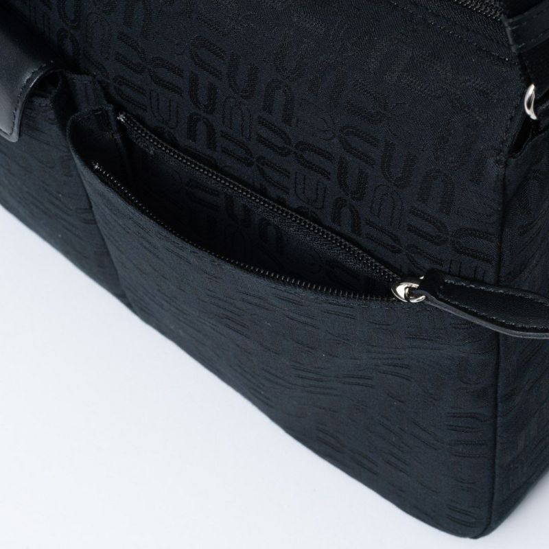 U by ungaroルイ ショルダー(L) ブラック