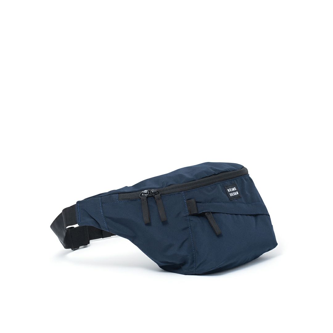 BEAMS DESIGN Diagonal ボディバッグ【BMMH5ES2】 ネイビー