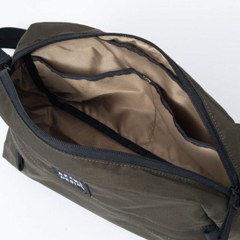 BEAMS DESIGN Diagonal ショルダー【BMMH5ES3】 カーキ
