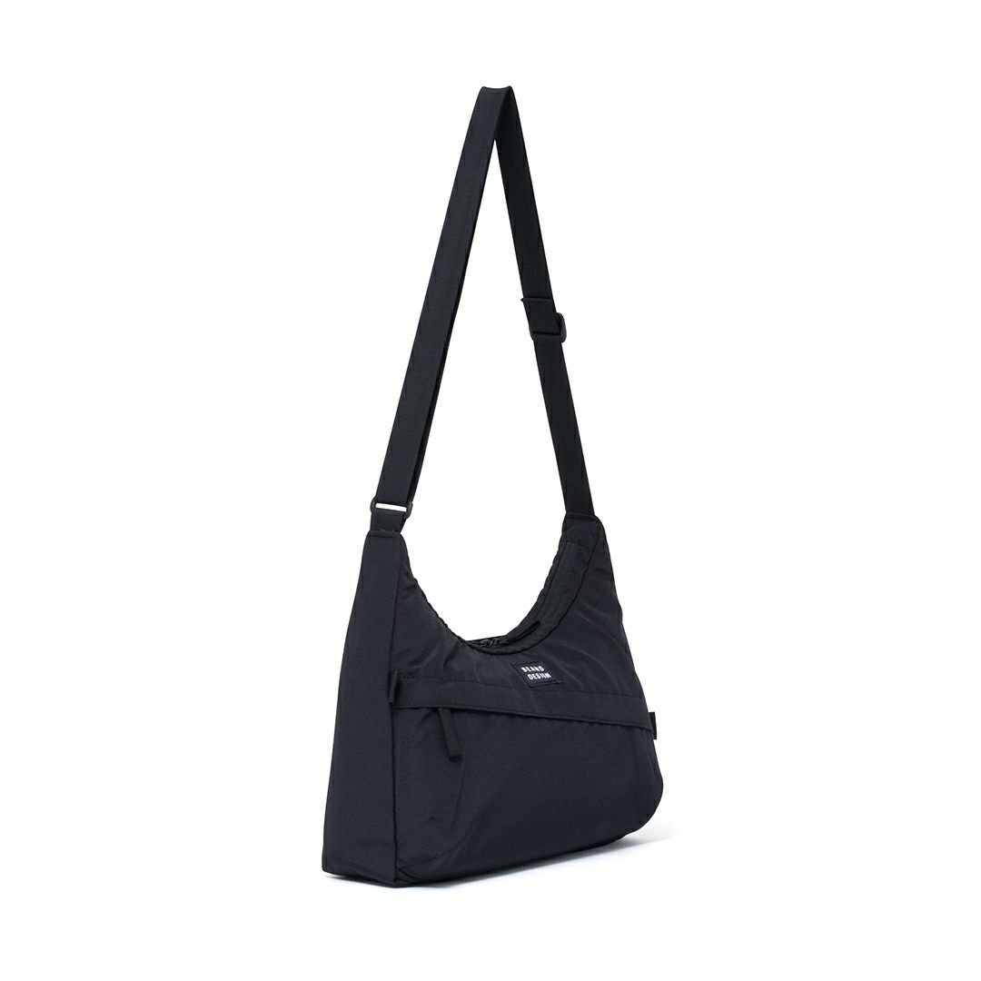 BEAMS DESIGN Diagonal ショルダー(M)【BMMH5ES5】 ブラック
