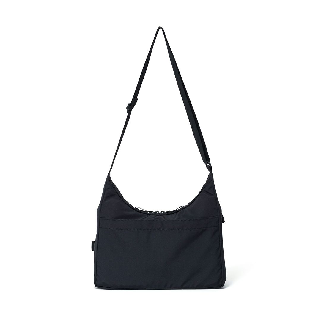 BEAMS DESIGN Diagonal ショルダー(M)【BMMH5ES5】 ブラック