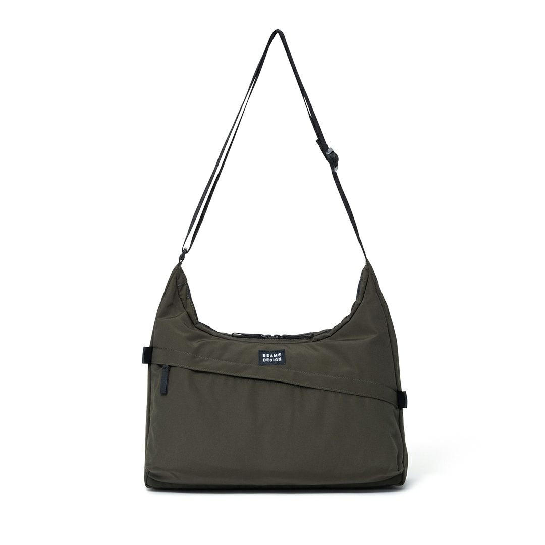 BEAMS DESIGN Diagonal ショルダー(L)【BMMH5ES6】 カーキ