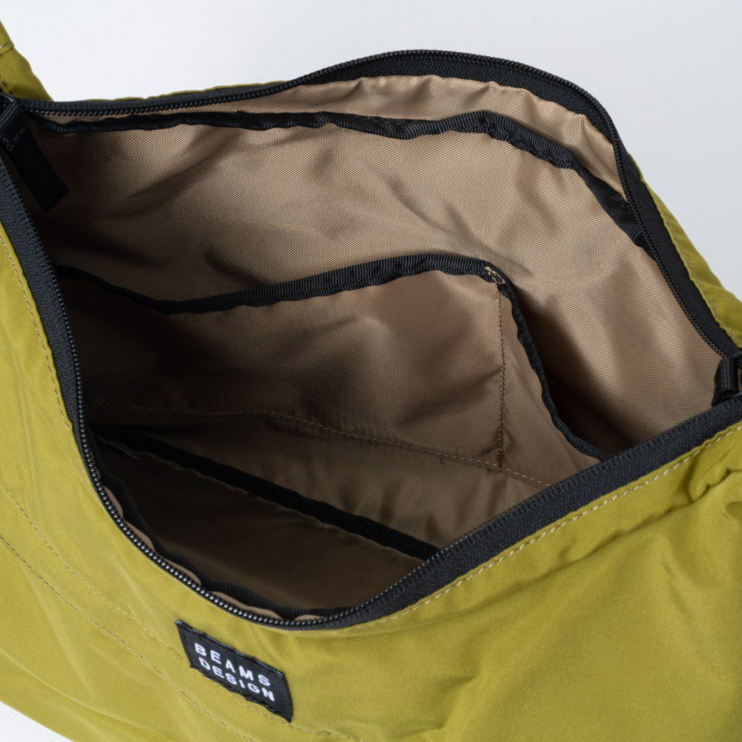 BEAMS DESIGN Diagonal ショルダー(L)【BMMH5ES6】 オリーブ