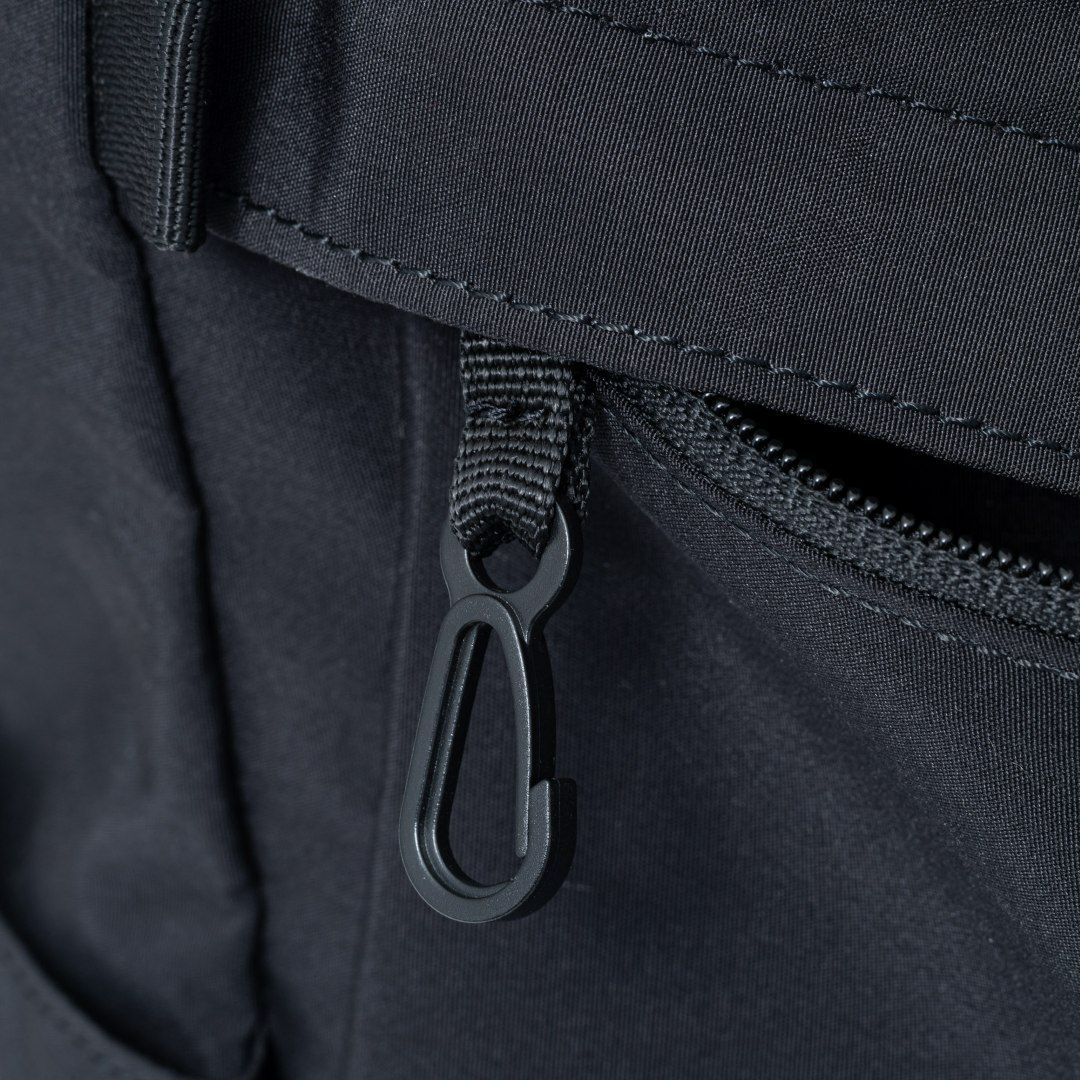 BEAMS DESIGN Diagonal トート【BMMH5ET2】 ブラック