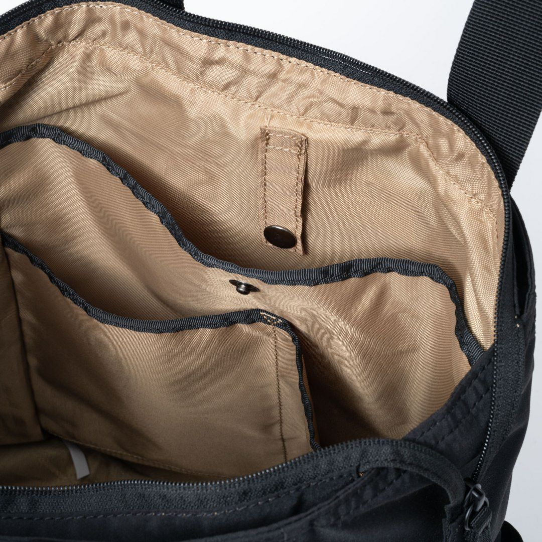 BEAMS DESIGN Diagonal トート【BMMH5ET2】 ブラック