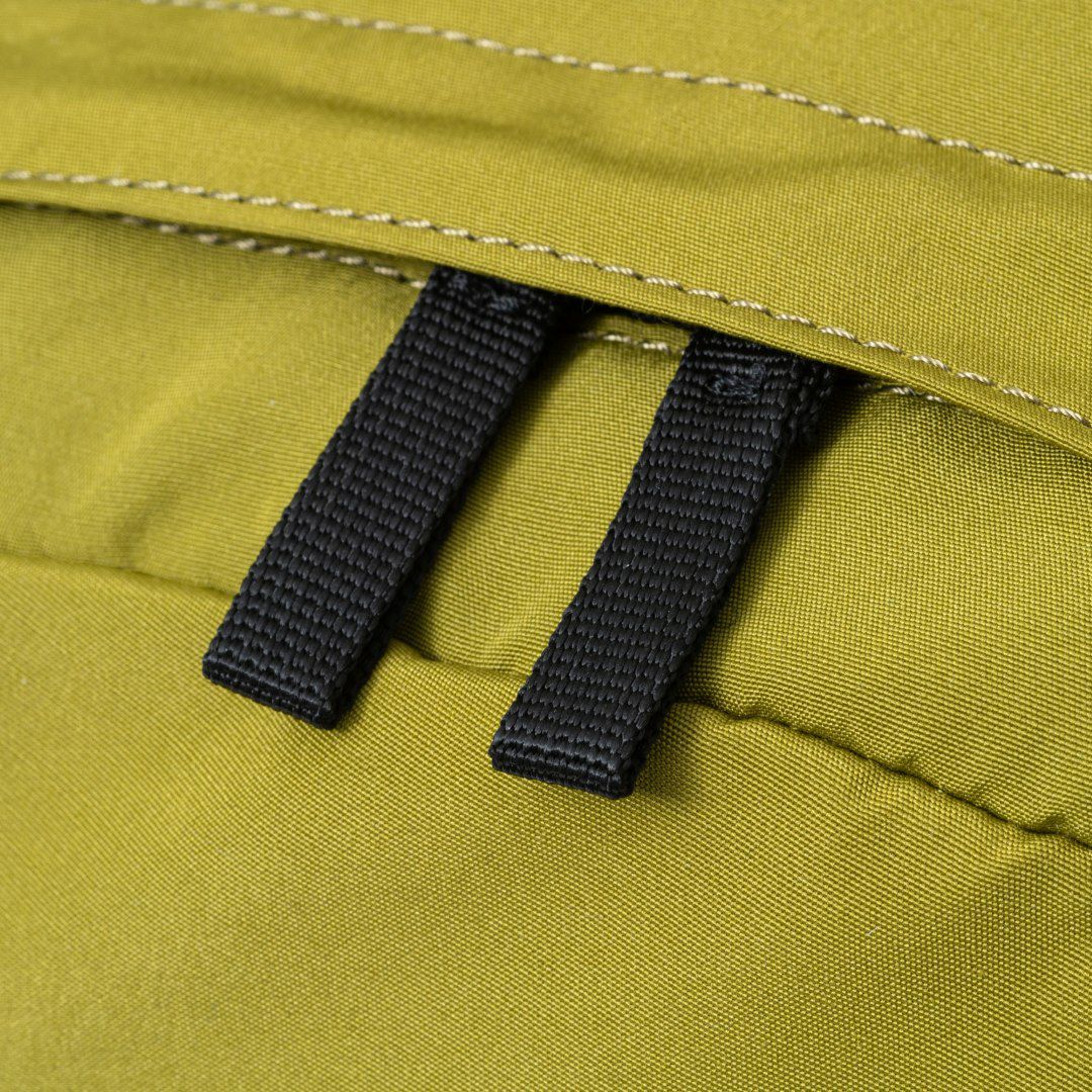 BEAMS DESIGN Diagonal バックパック【BMMH5ER1】 オリーブ