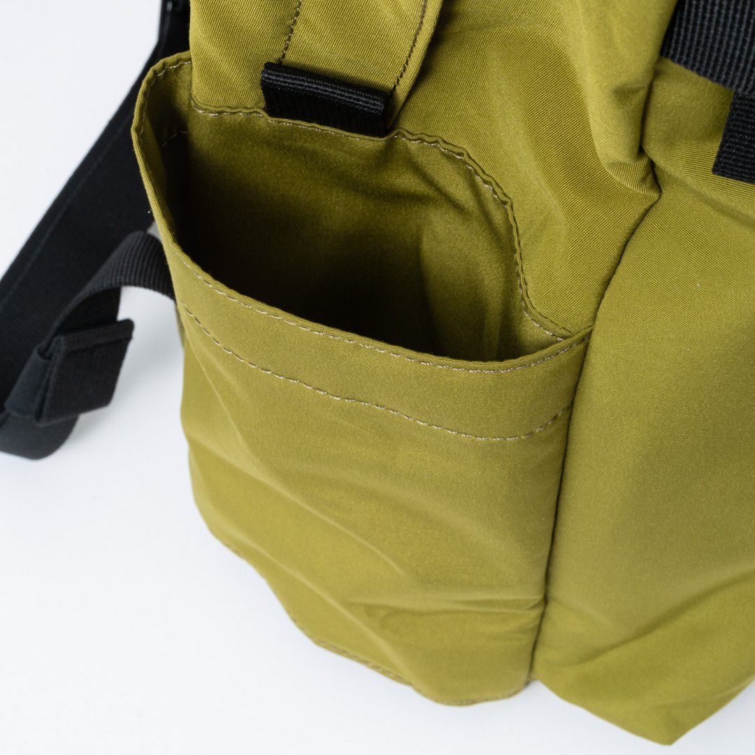 BEAMS DESIGN Diagonal バックパック【BMMH5ER1】 オリーブ