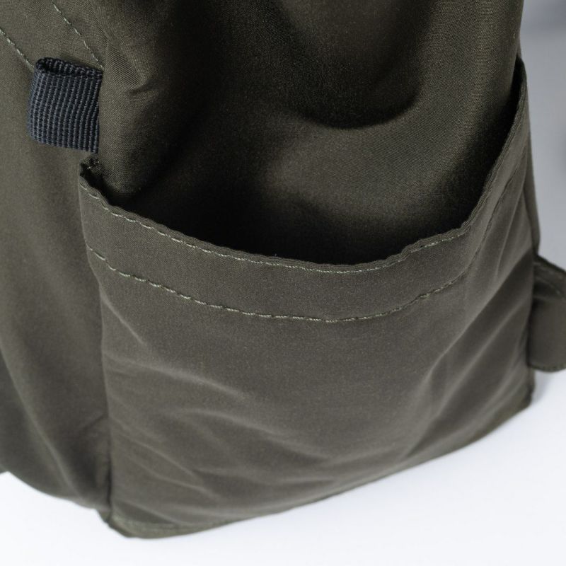 BEAMS DESIGN Diagonal 2WAYバックパック【BMMH5ER2】 カーキ