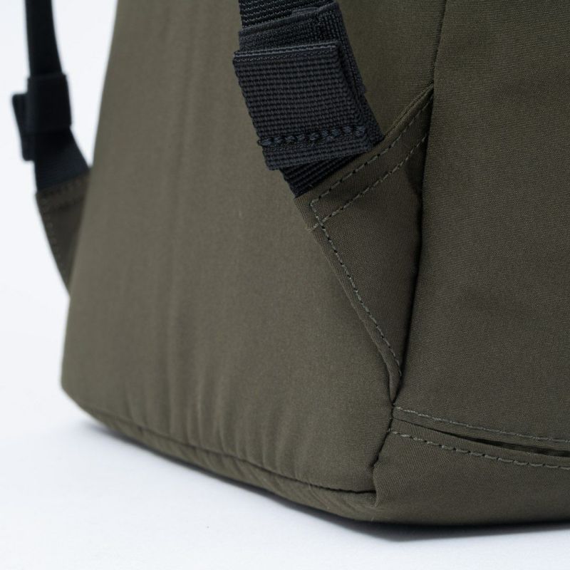 BEAMS DESIGN Diagonal 2WAYバックパック【BMMH5ER2】 カーキ