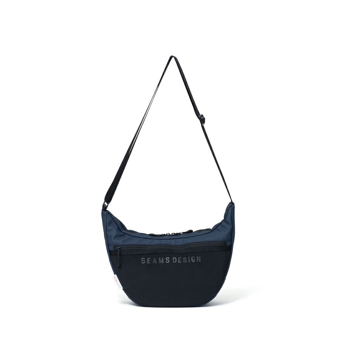 BEAMS DESIGN ELASTIC MESH ショルダーバッグ【BMMH0BSC】 ネイビー