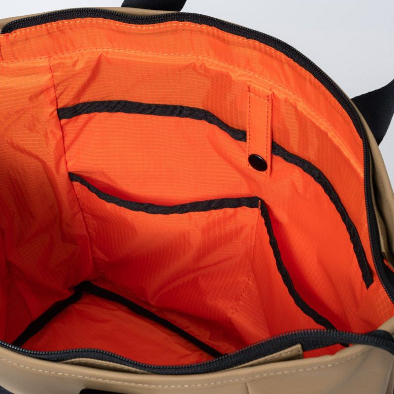 BEAMS DESIGN ELASTIC MESH トートバッグ【BMMH0BT3】 サンドベージュ