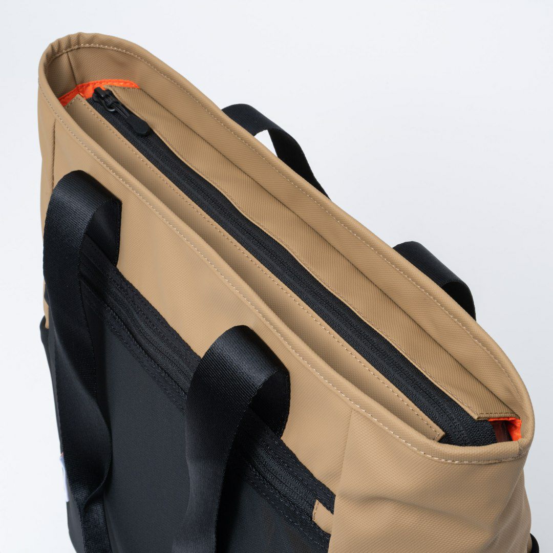 BEAMS DESIGN ELASTIC MESH トートバッグ【BMMH0BT3】 サンドベージュ