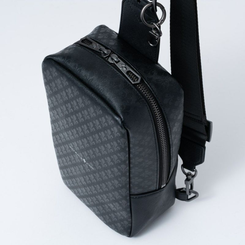 PATRICK COX BLACK KINGS ボディーバッグ【PXMH5PS4】 ブラック