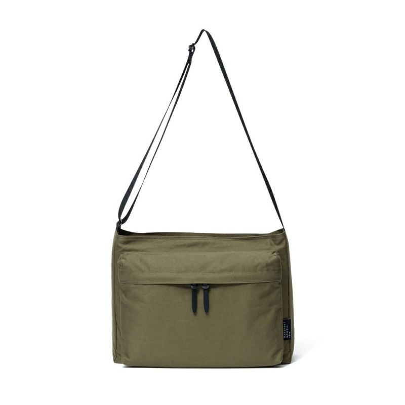 MARGARET HOWELL idea Weather proof ショルダー(L) カーキ