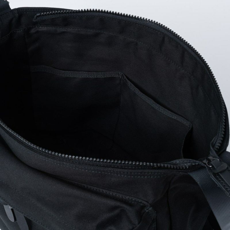 MARGARET HOWELL idea Weather proof ショルダー(L) ブラック