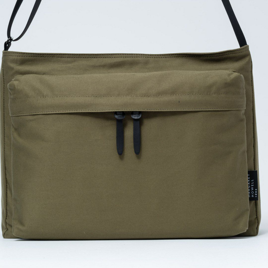 MARGARET HOWELL idea Weather proof ショルダー(L) カーキ