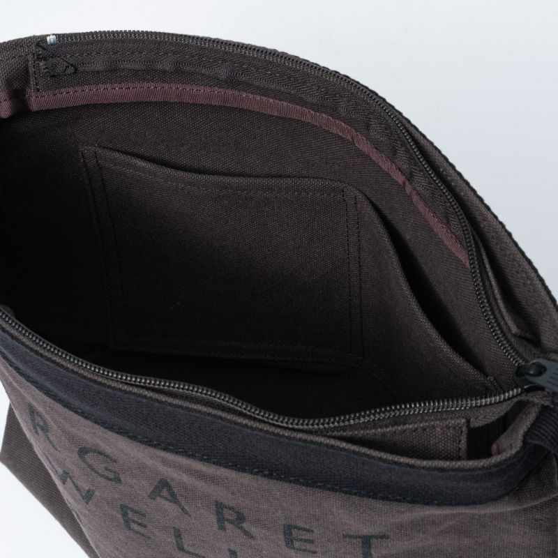 MARGARET HOWELL idea Big logo ショルダー(S) ダークブラウン