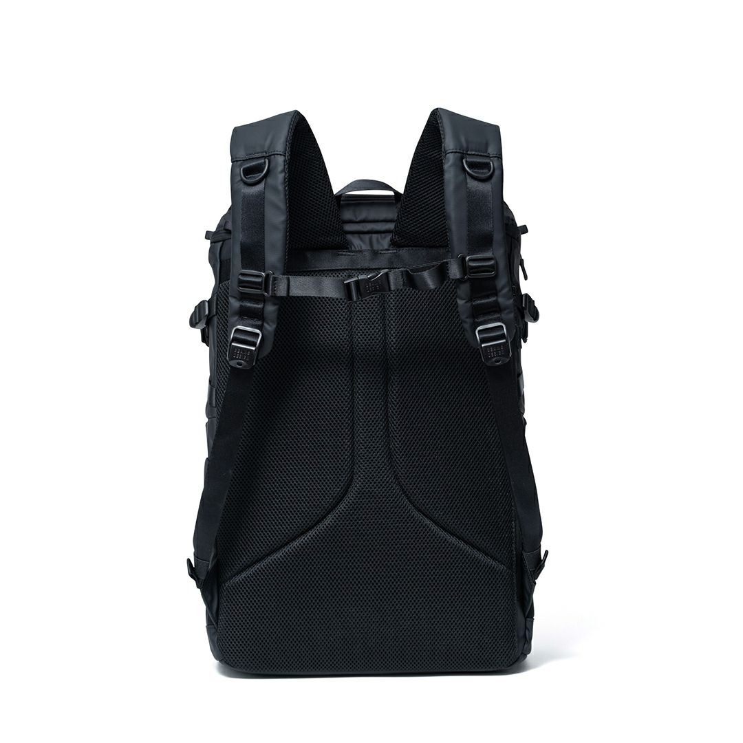 BEAMS DESIGN Influence バッグパック レッド